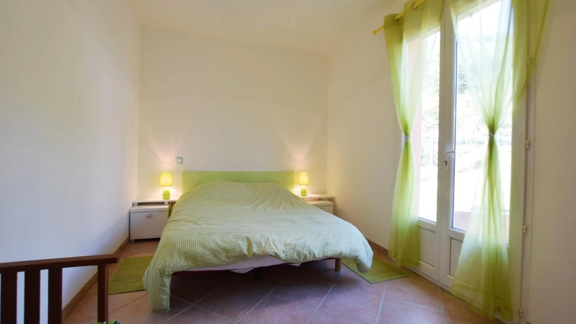 Luxurious Villa In Thueyts With Private Pool, Cleaning Included 0*,